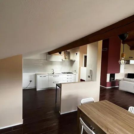 Frühstückspension Trilocale Notte Nel Loft Di Lori 3 1 Bagno 3*